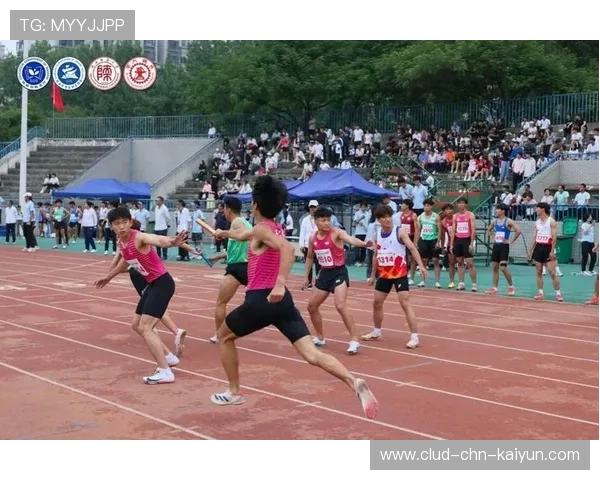 高校田径队在地区比赛中表现突出获多金，大学田径队有什么好处